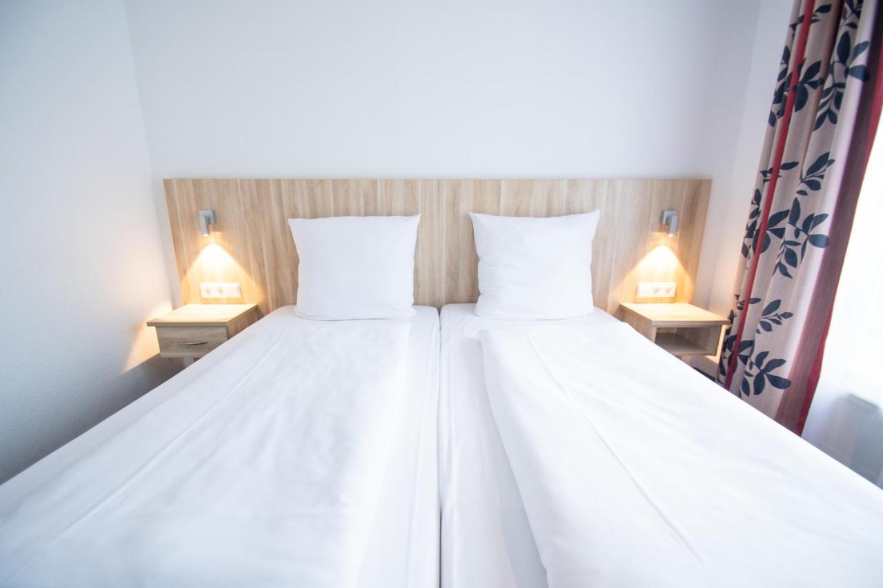 Taste Smart Hotel Backnang Exteriör bild